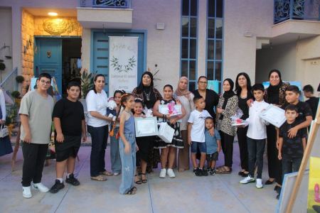 جاليري "زيتونة الجليل" في شعب تستضيف معرض " نور الشمس" لطلاب الفنانة ختام هيبي